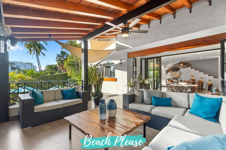Casa Moderna - Luxury Villa with Private Pool & 6 Casitas Villa in Bucerias