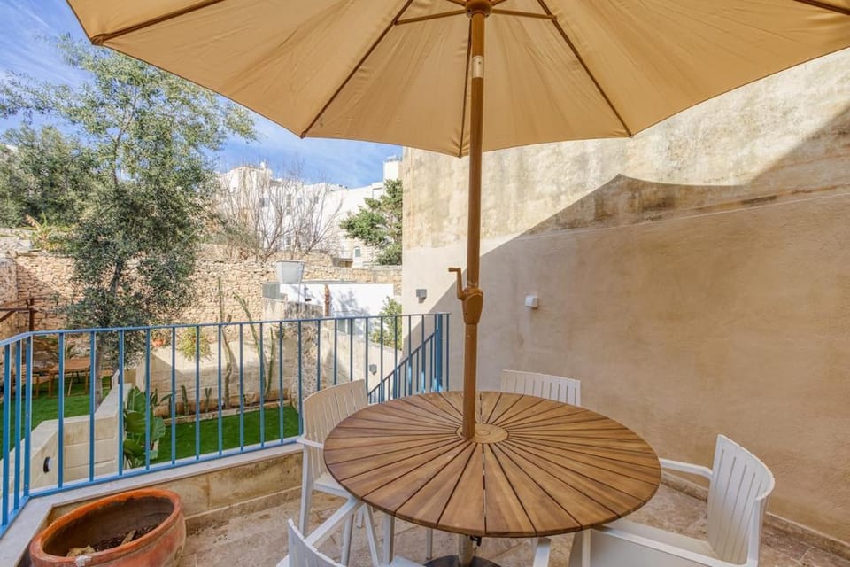 Garden, Balcony/Terrace, Dining area, Garden view, Garden view, Area and facilities