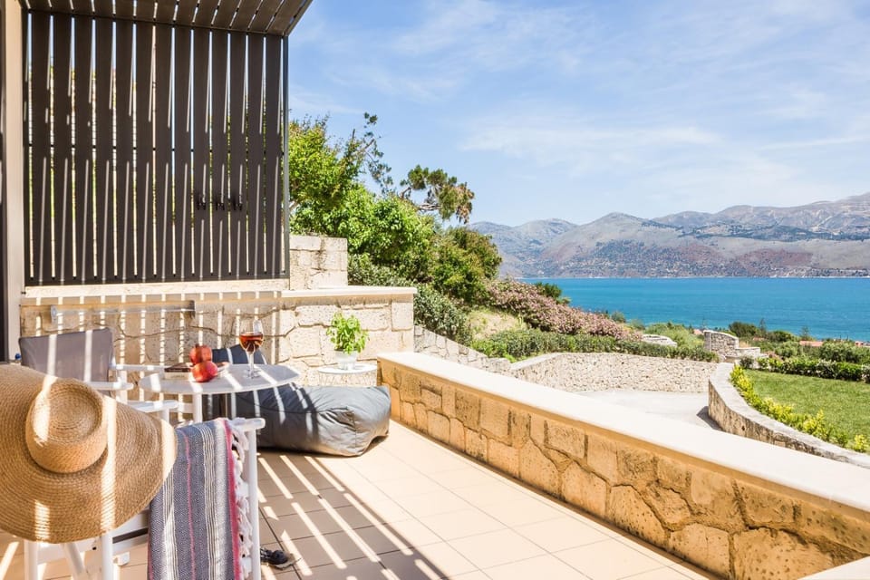 View (from property/room), Balcony/Terrace, Sea view