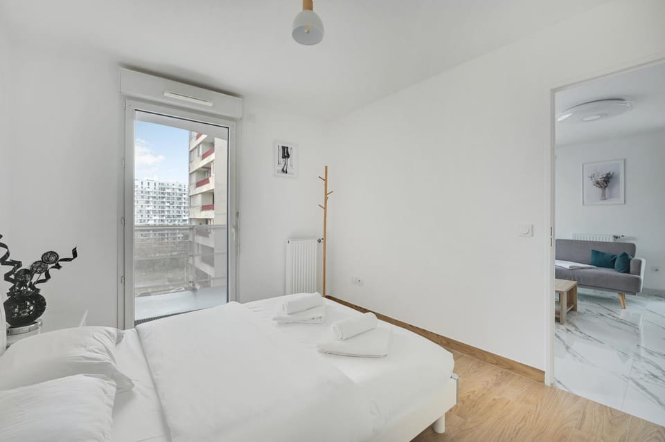 Appartement Spacieux-Familial -Proche Paris -3BDR-8P Apartment in Paris