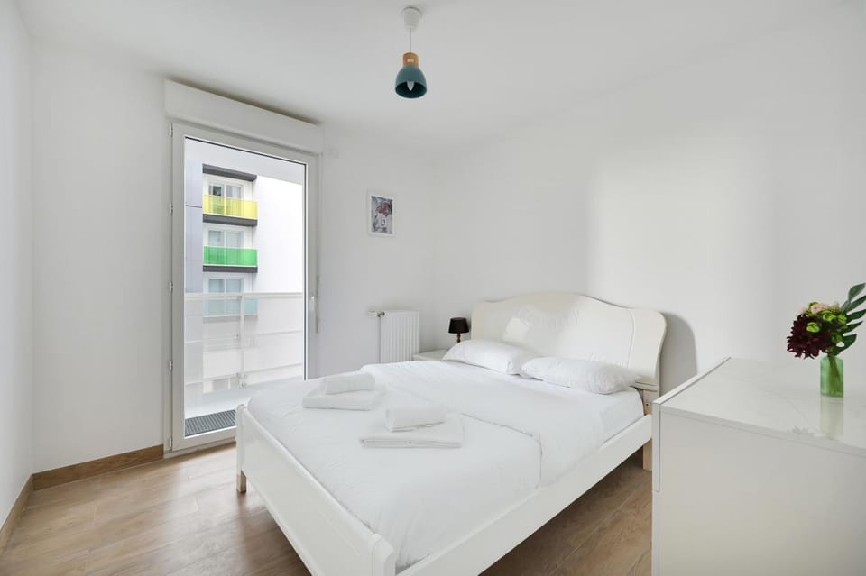 Appartement Spacieux-Familial -Proche Paris -3BDR-8P Apartment in Paris
