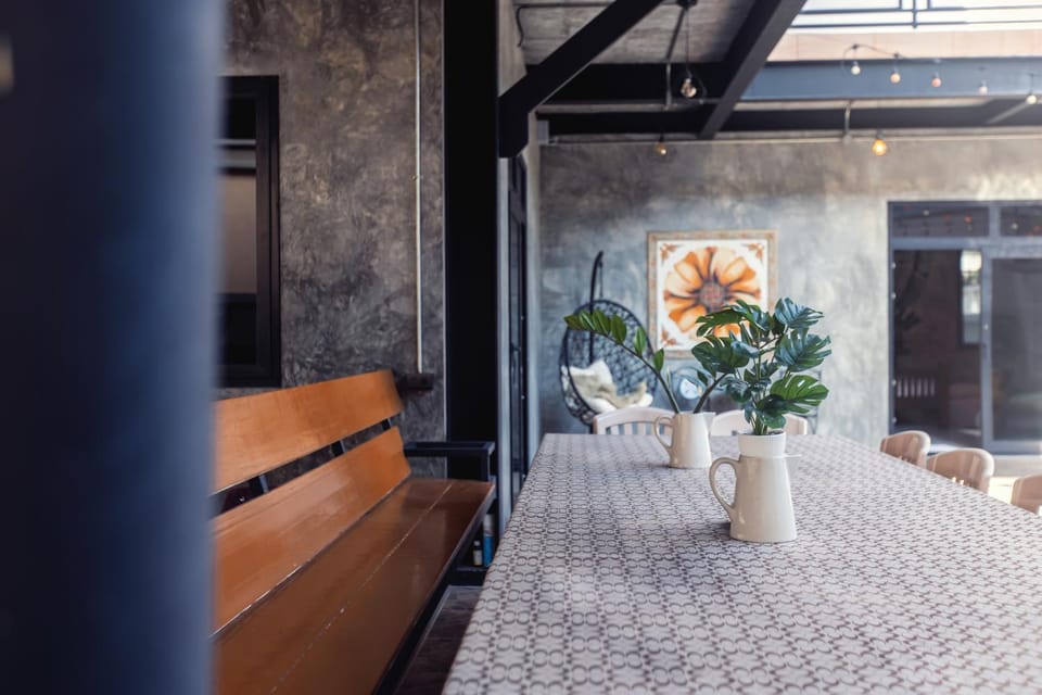 Seating area