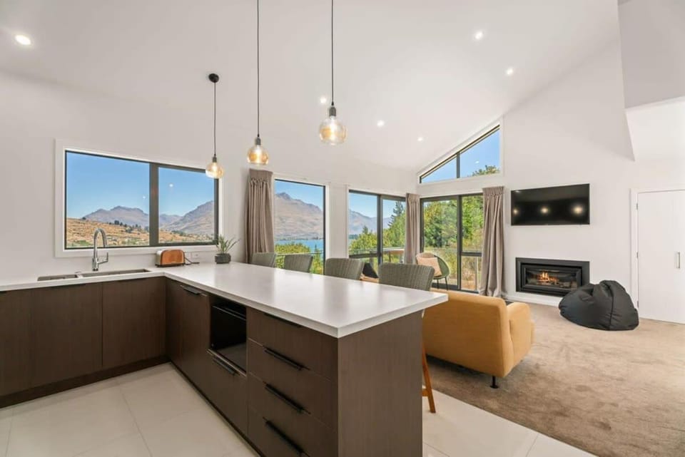 Natural landscape, Kitchen or kitchenette, Mountain view