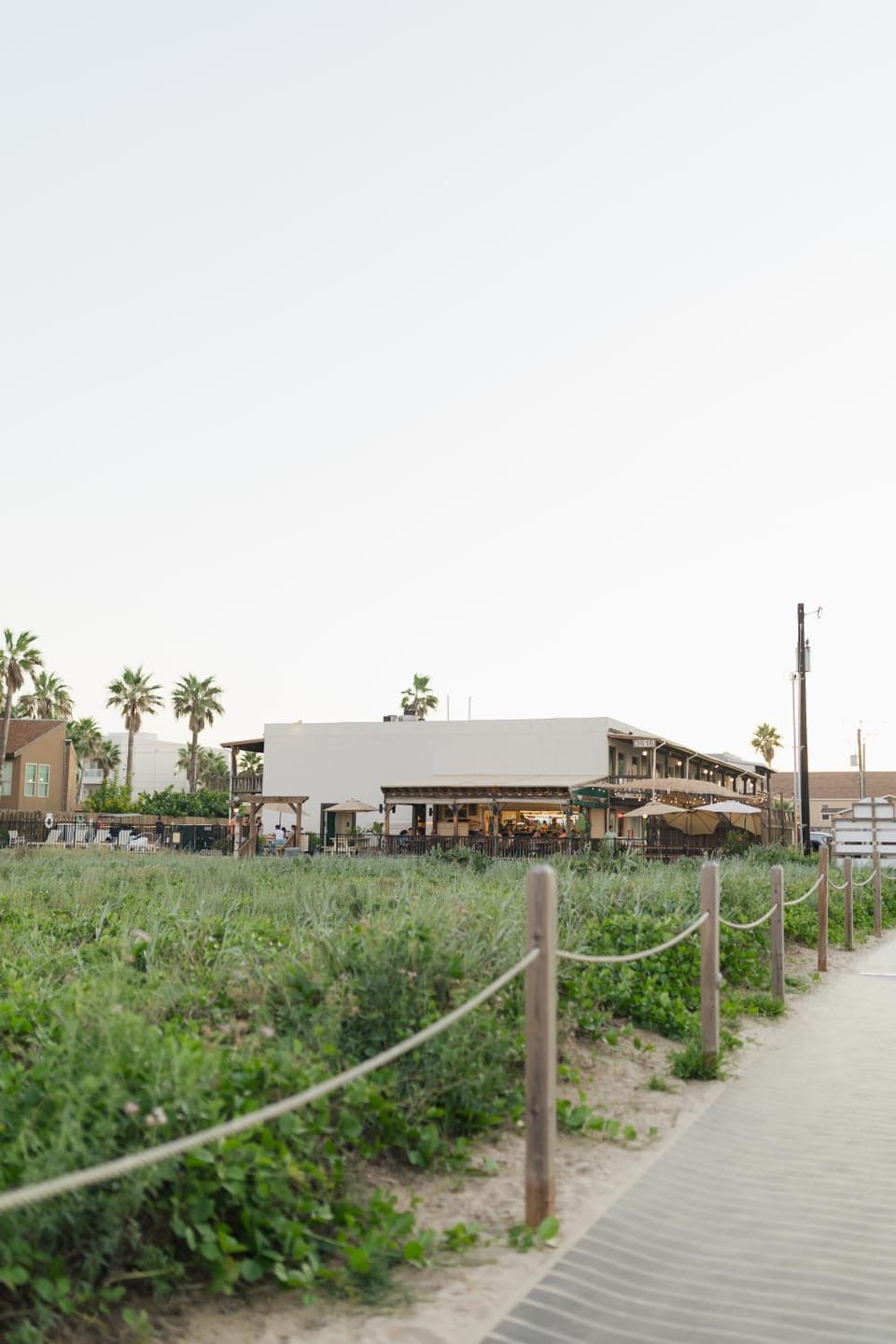 Property building, Restaurant/places to eat