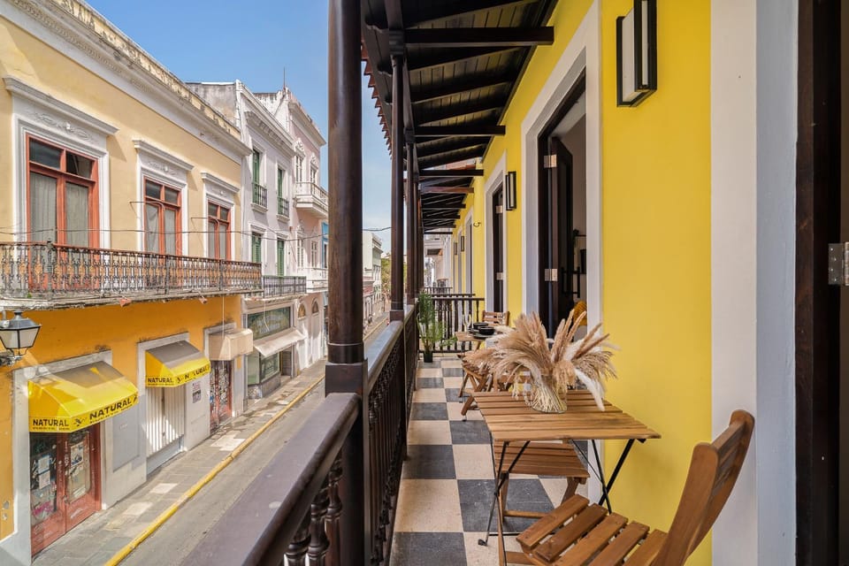 View (from property/room), Balcony/Terrace, Banquet/Function facilities, City view, City view