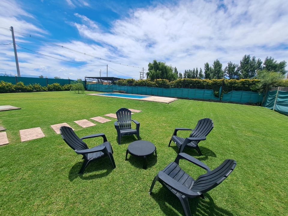 Spring, Day, Natural landscape, Garden, Garden view, Pool view, Swimming pool, sunbed