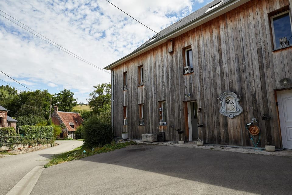 Property building, Day, Neighbourhood, Street view