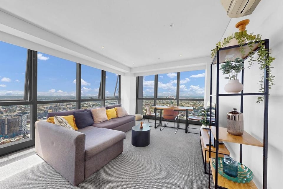 View (from property/room), Living room, Seating area