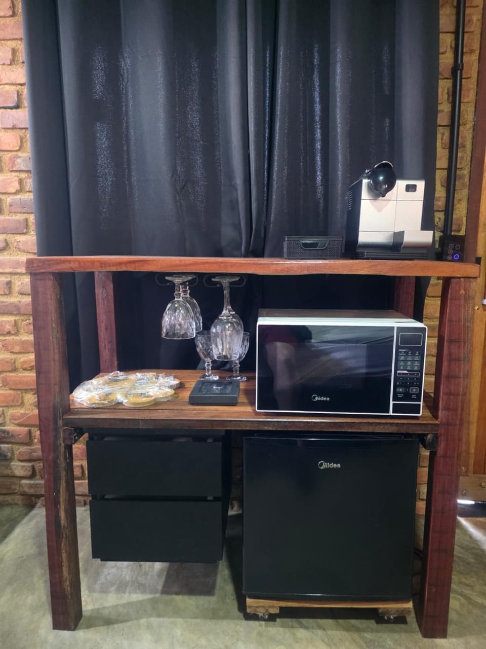 Cabana Fé Miguel Pereira Chalé Para até 4 Pessoas Centro MP Luxury tent in Miguel Pereira