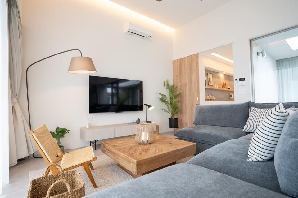Communal lounge/ TV room, Communal lounge/ TV room, TV and multimedia, Living room, Seating area, Evening entertainment, air conditioner