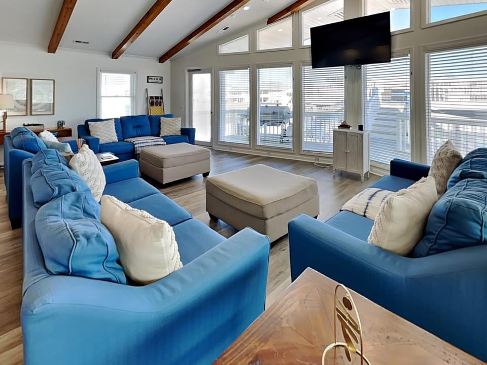 Bellcove House in Surf City
