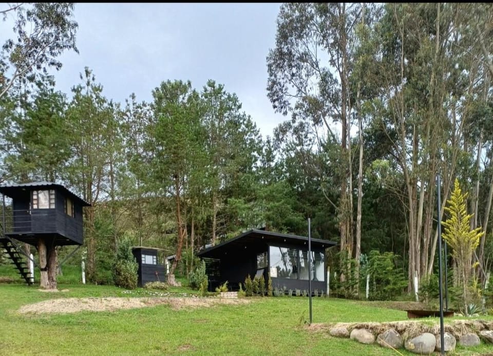 Bungalow, un lugar para soñar Campground/ 
RV Resort in Azuay