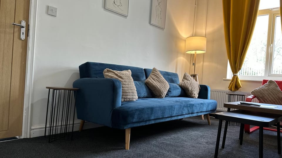 The Ol-Mumps Cozy Corner Apartment in Oldham