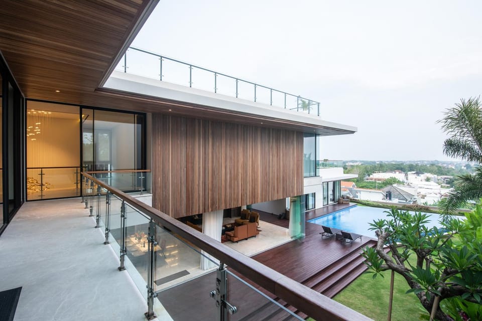 Property building, Natural landscape, Garden, View (from property/room), Balcony/Terrace, Living room, Seating area, Garden view, Pool view