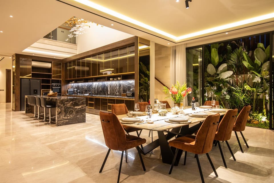 Living room, Food and drinks, Seating area, Dining area, Food, kitchen, kitchen