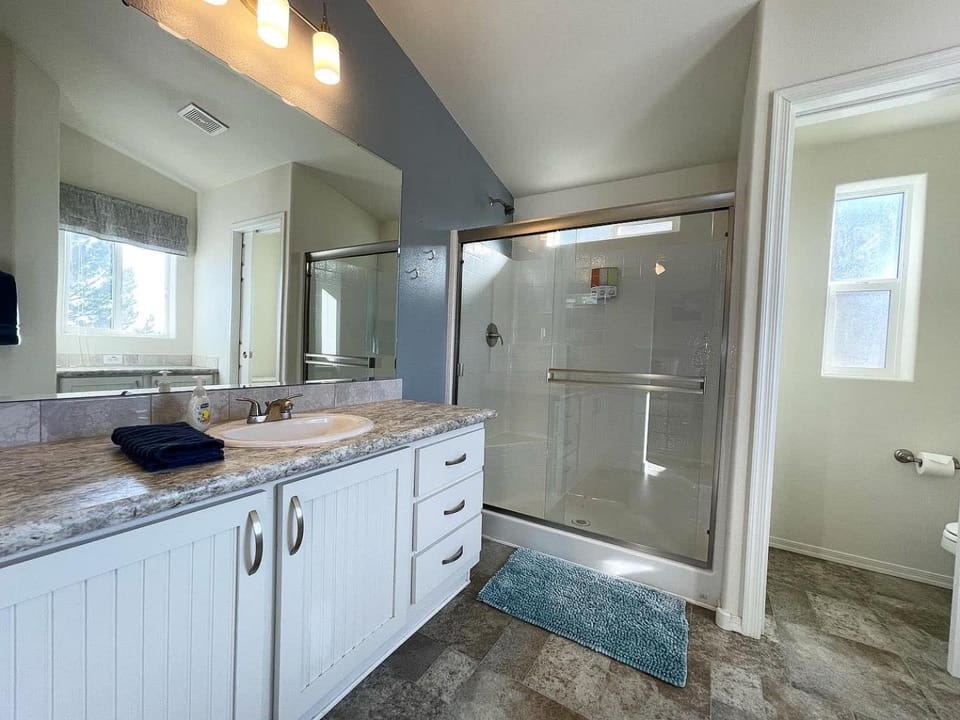 Cute Kanab Cottage Pet-Friendly & Modern House in Kanab