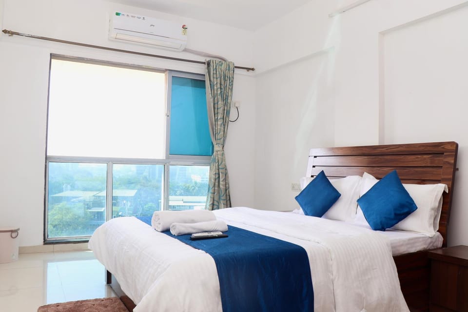 Bed, Photo of the whole room, Bedroom, air conditioner