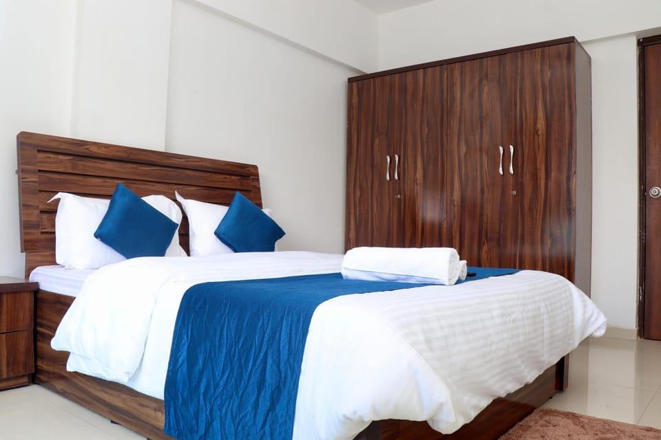 Bed, Photo of the whole room, Bedroom, wardrobe