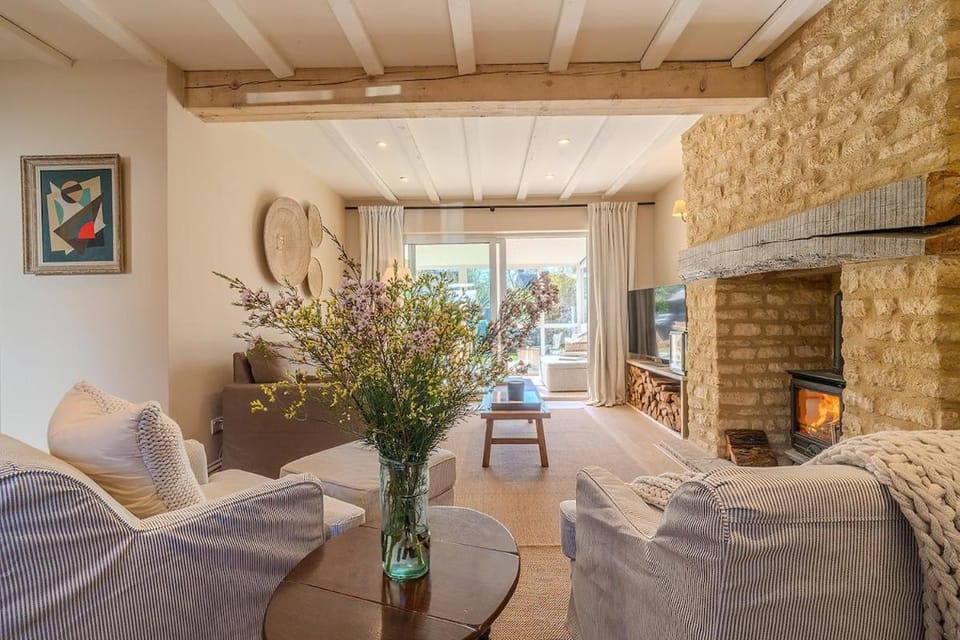 Bloom Cottage - Cotswolds escape House in West Oxfordshire District