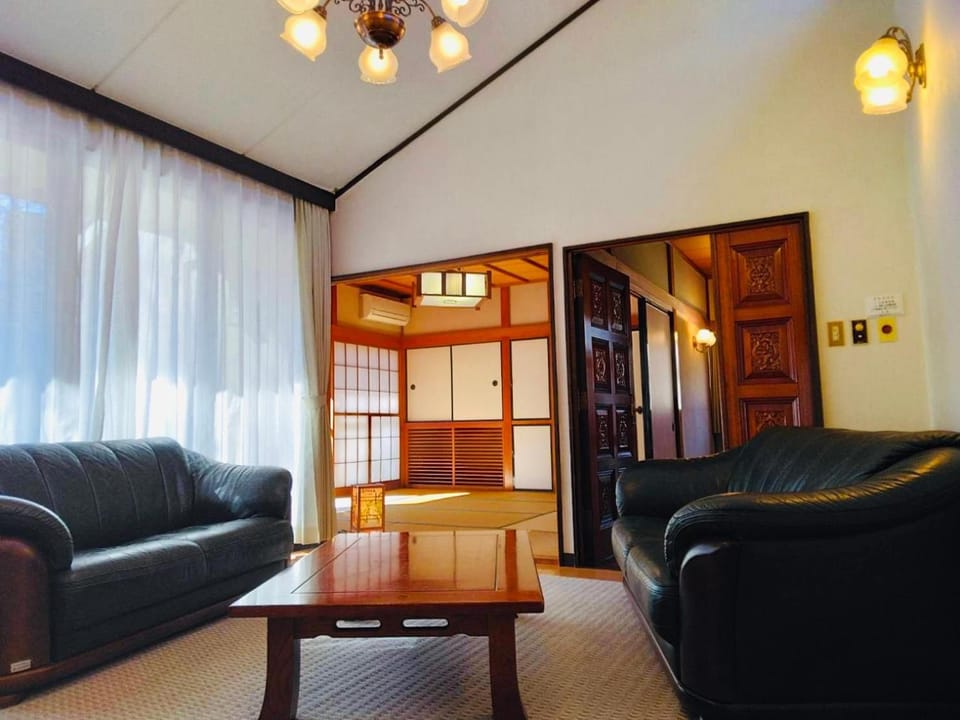 楓リゾート鬼怒川温泉 気品あふれる ゆとりの一棟貸し和邸 Hotel in Japan