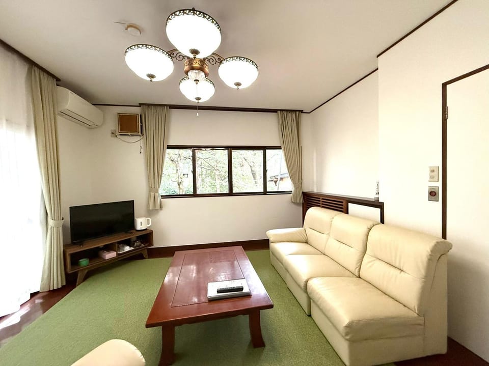 楓リゾート鬼怒川温泉 気品あふれる ゆとりの一棟貸し和邸 Hotel in Japan