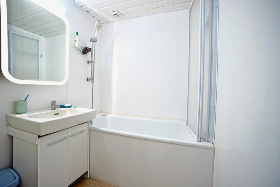 Downtown Biarritz, pool and ocean in 2min Apartment in Biarritz