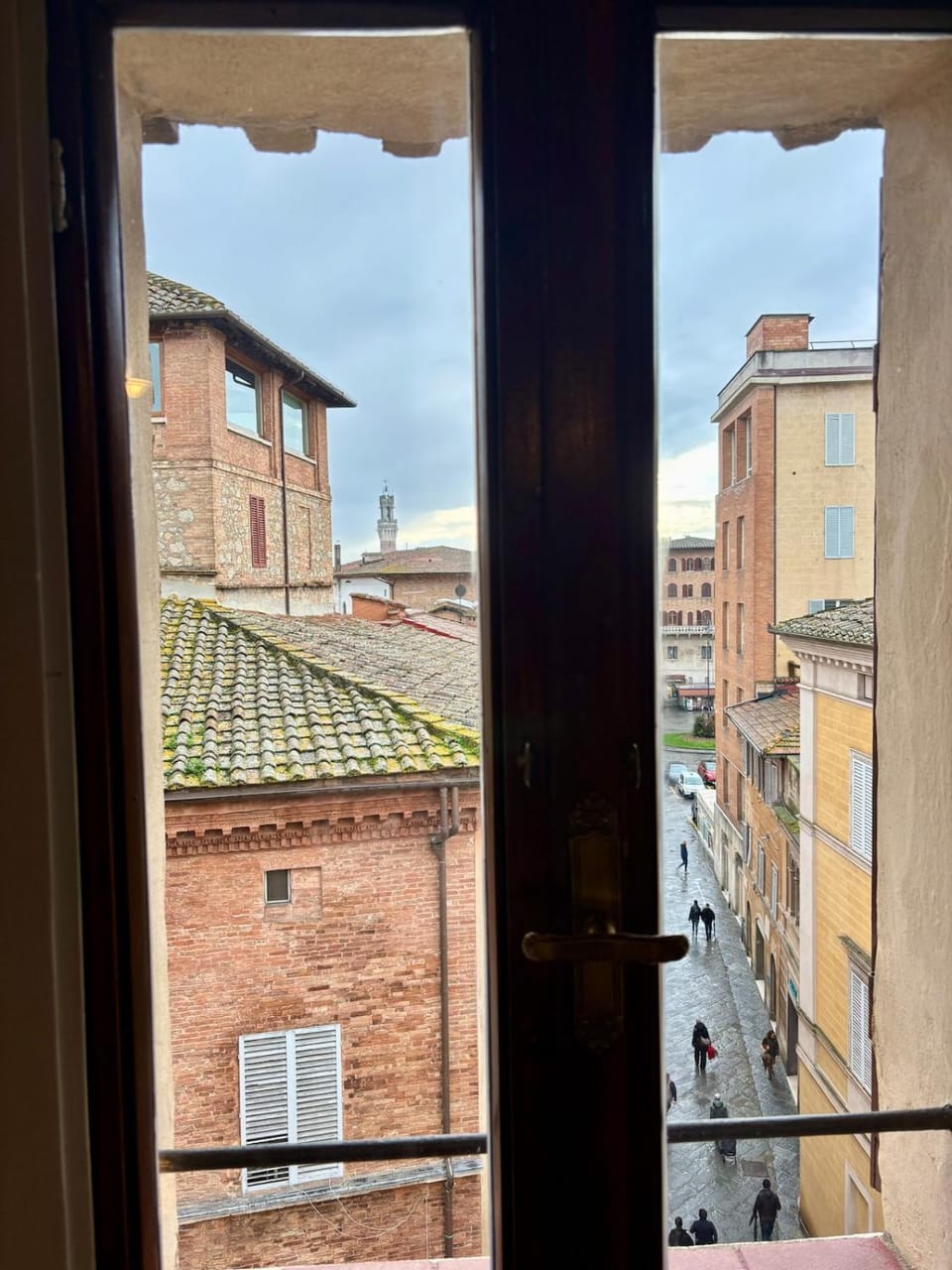 Neighbourhood, View (from property/room), City view, Street view