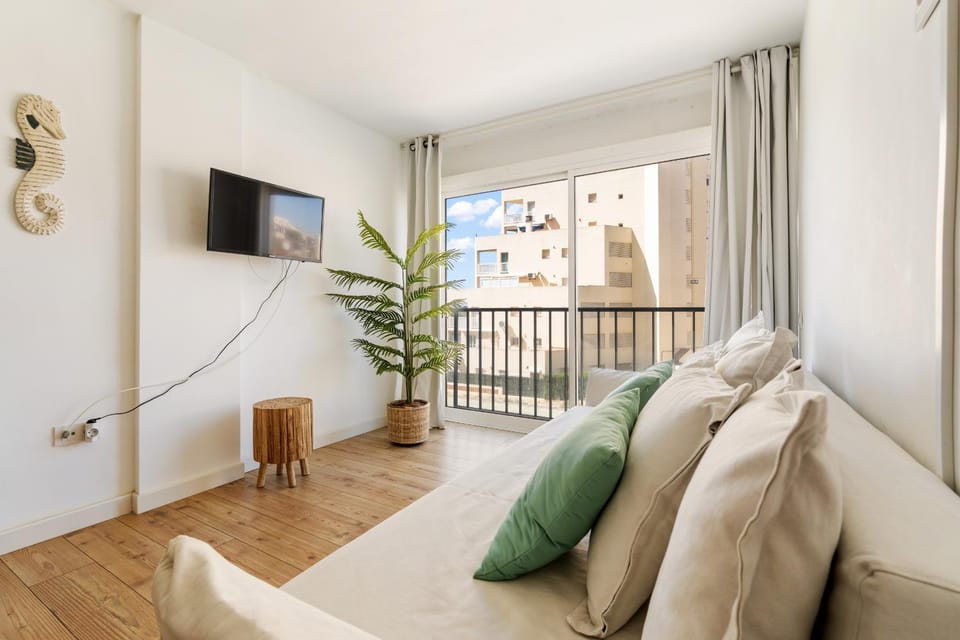 Balcony/Terrace, Living room