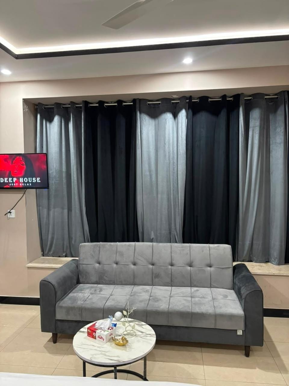 Seating area