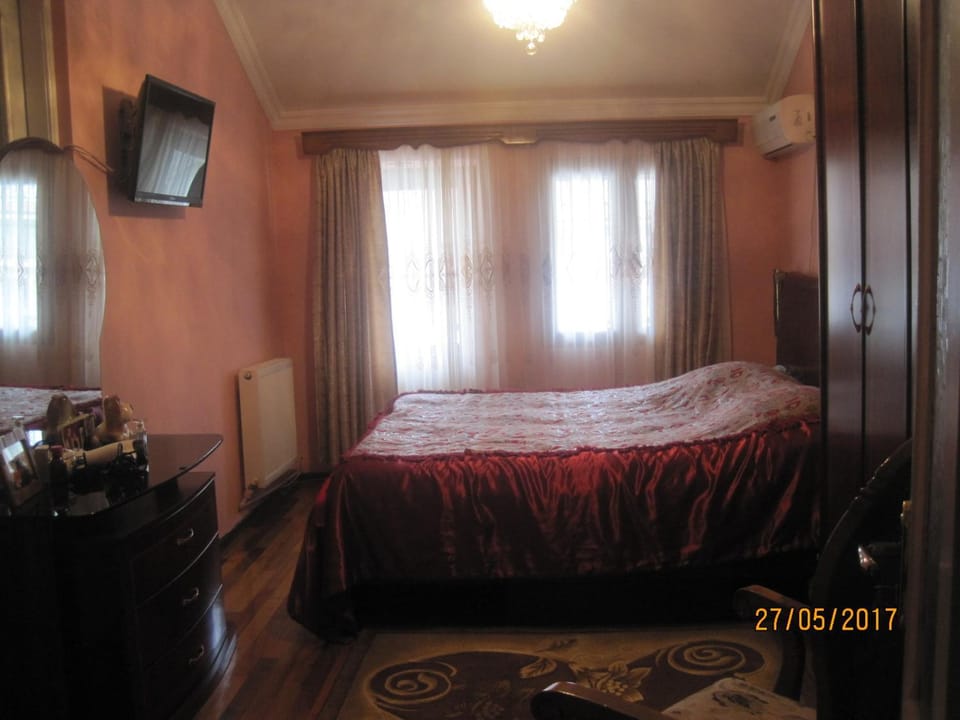 Metaxa Guesthouse Bed and Breakfast in Batumi