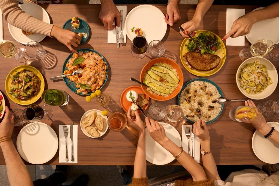 Restaurant/places to eat, Food and drinks