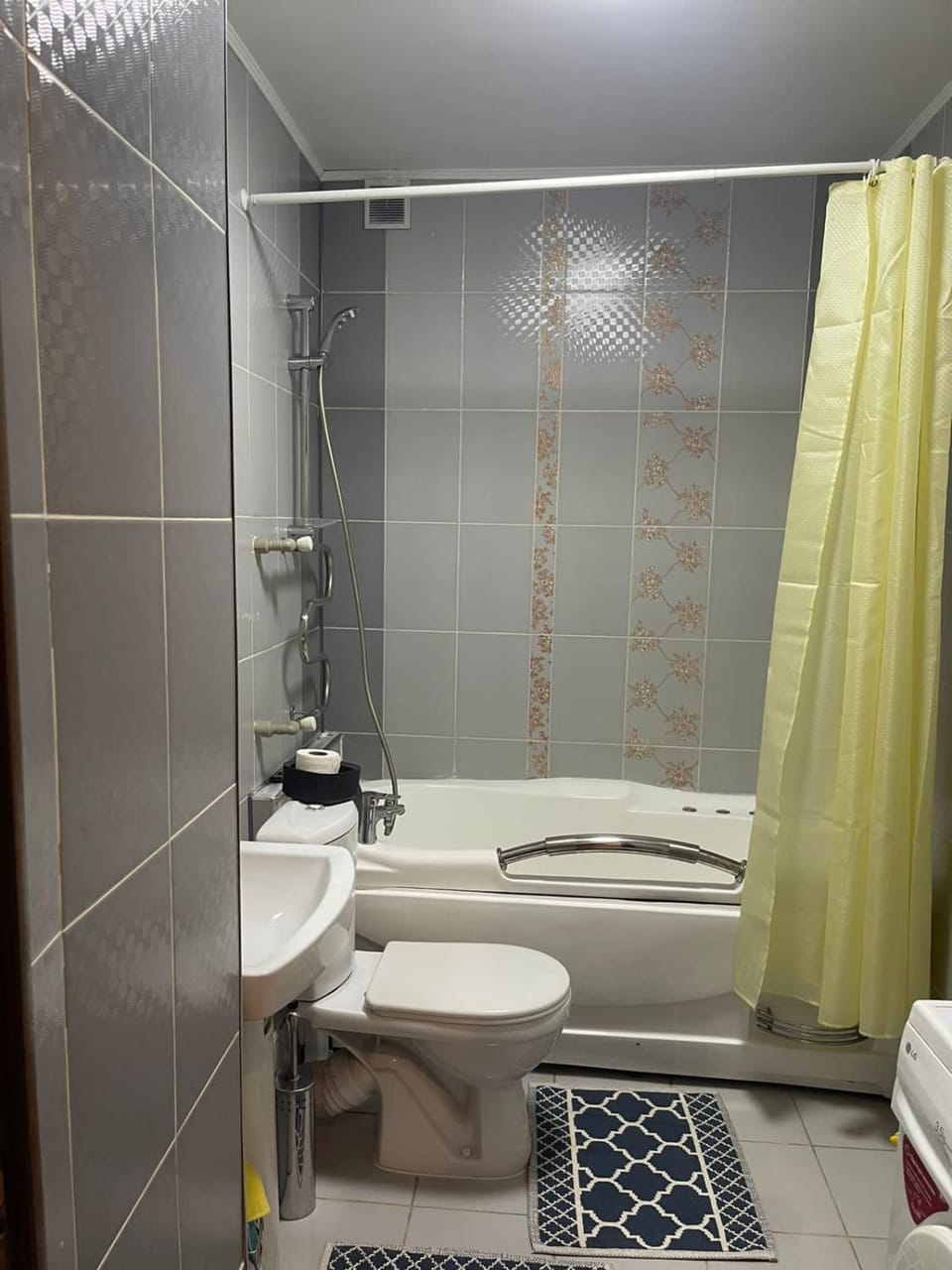 ЖК Бухар Жырау Тауэрс Apartment in Almaty