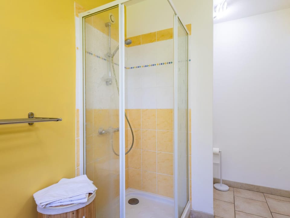 Bathroom, Living room