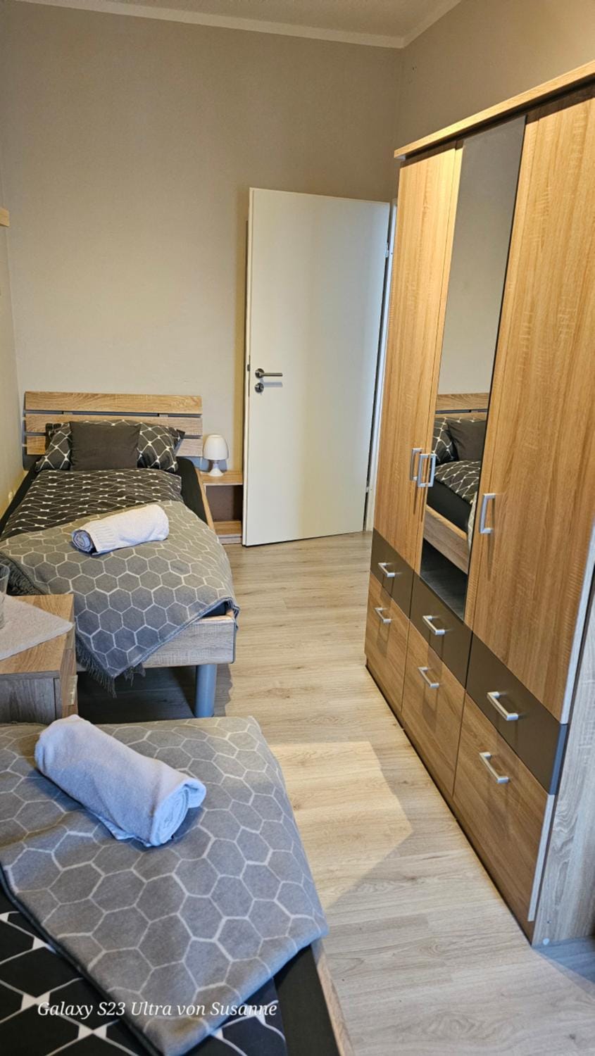 Bed, Photo of the whole room, Bedroom, wardrobe