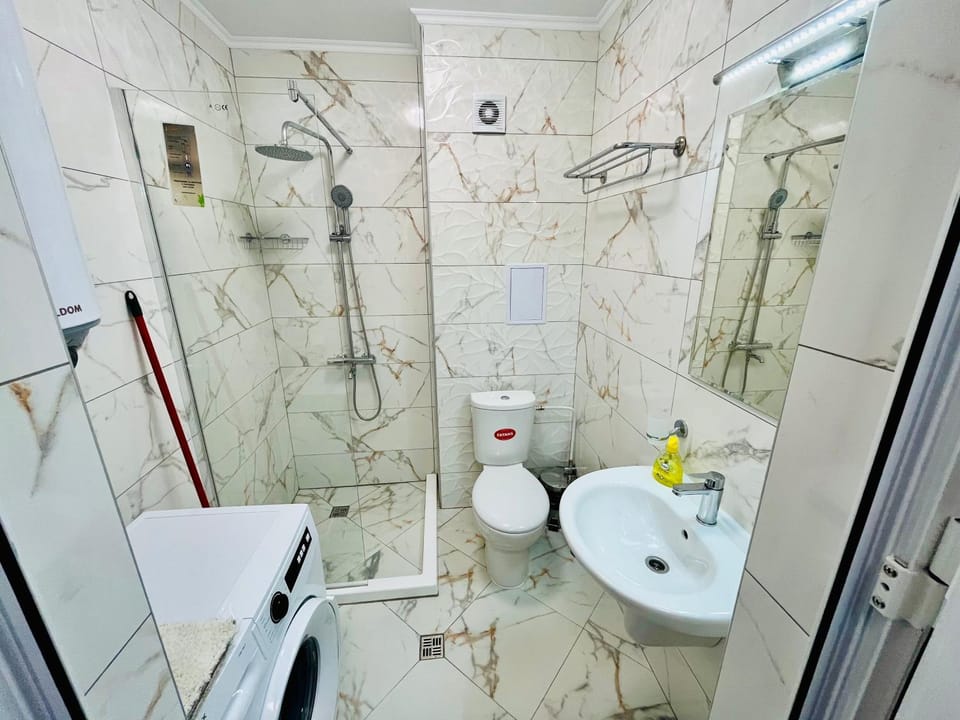 Shower, Bathroom