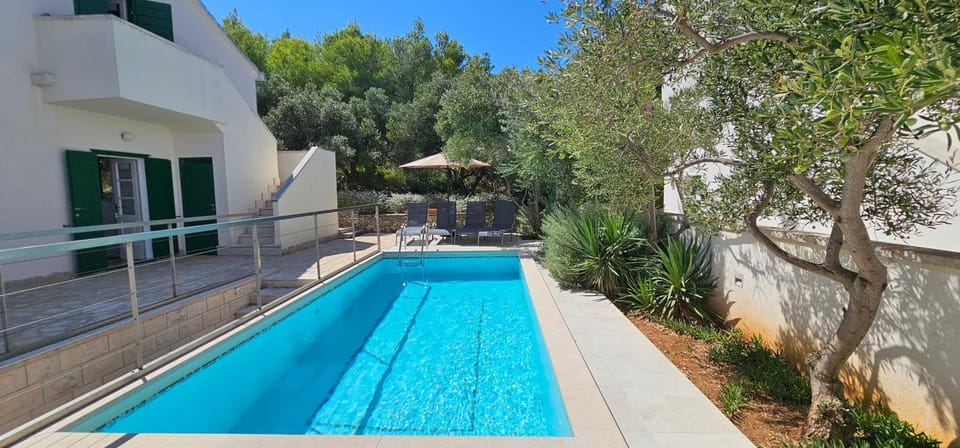 Day, Garden view, Pool view, Swimming pool