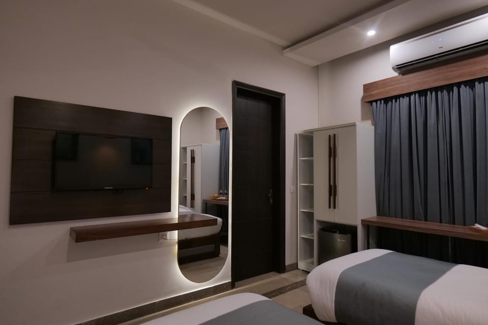 Photo of the whole room