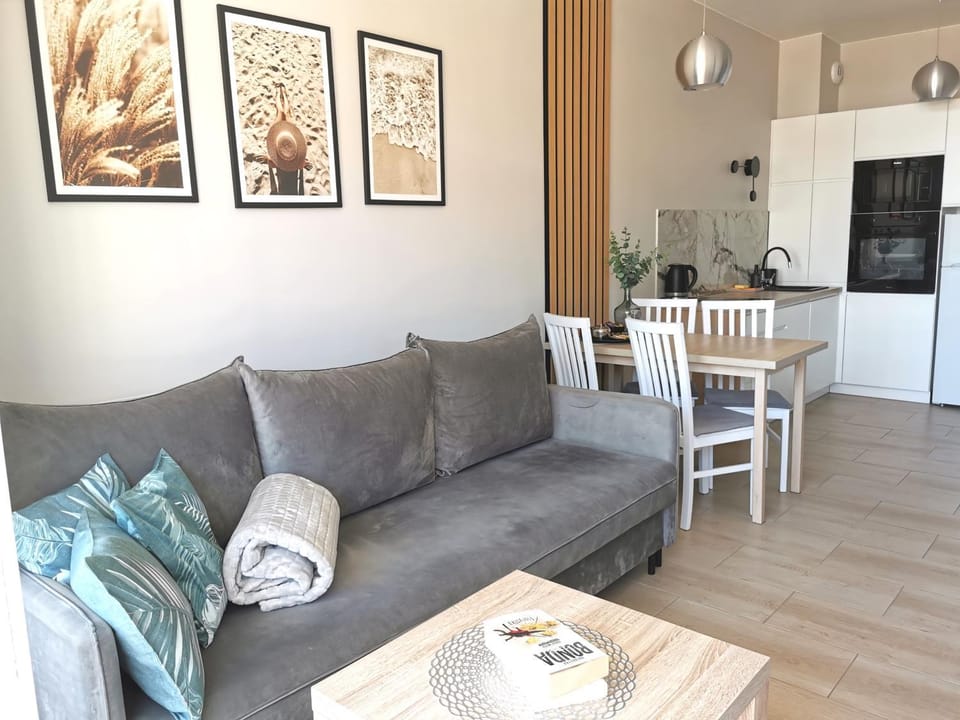 Bed, Kitchen or kitchenette, Photo of the whole room