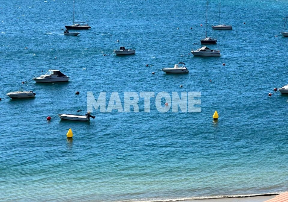 Apartamento Xiorto Playa Apartment in Poio