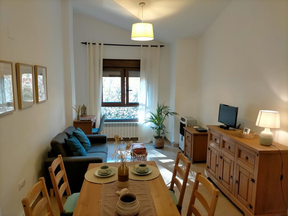 Encantador Apartamento cerca de Sierra Nevada y la Alhambra Apartment in Andalusia