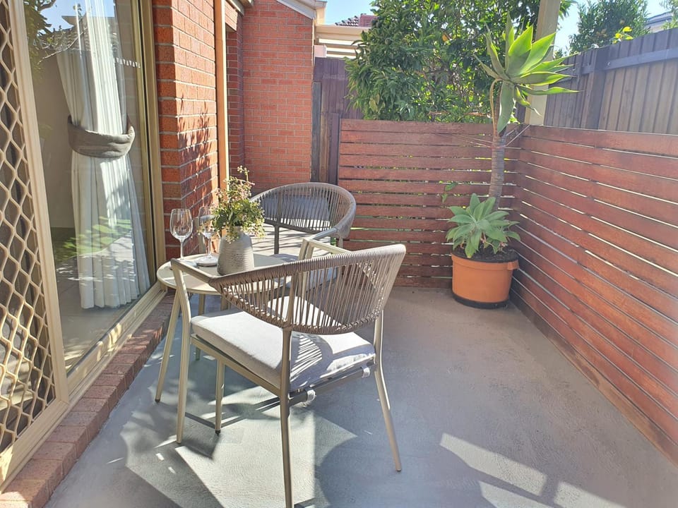 Patio, Garden, Seating area