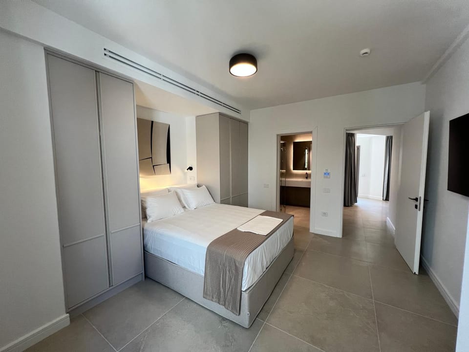 Bed, Bedroom, wardrobe