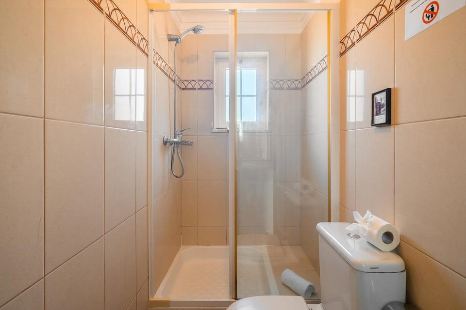 Ponta Grande Resort - Villa Coral Villa in Guia