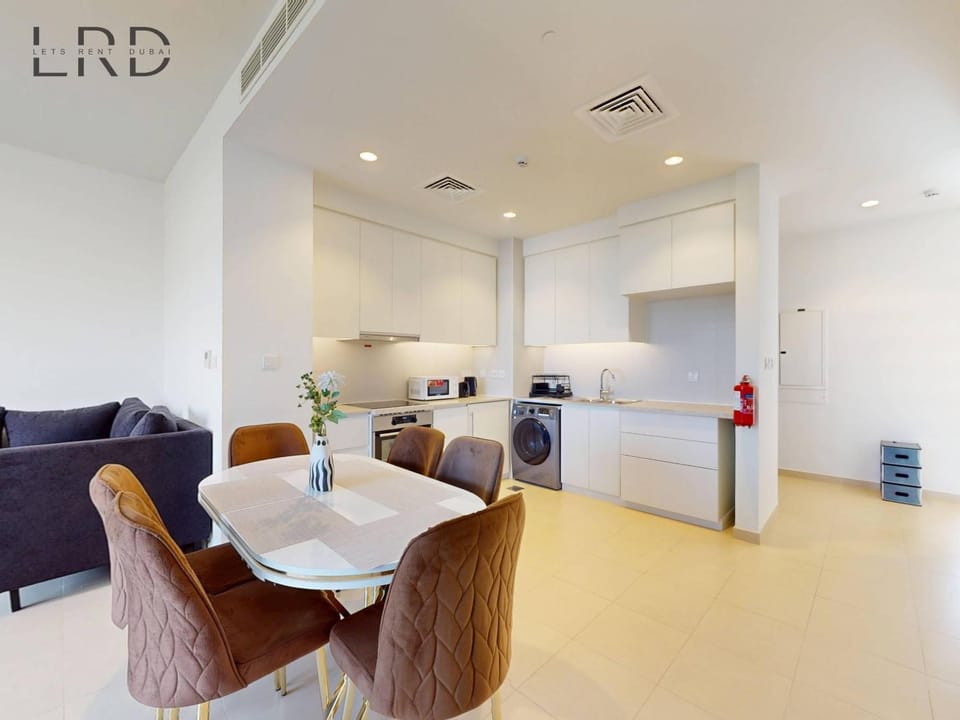 Bright and Cozy 2BR Apartment in Emaar South Apartment in Dubai