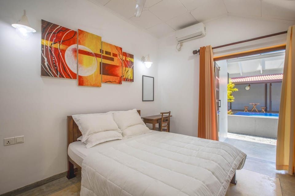 Bed, Bedroom, Pool view