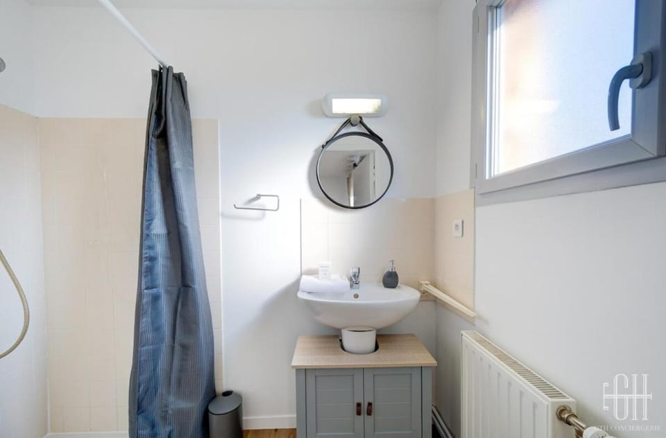 Jupiter - Proche A10 - 2V - Parking Apartment in Tours