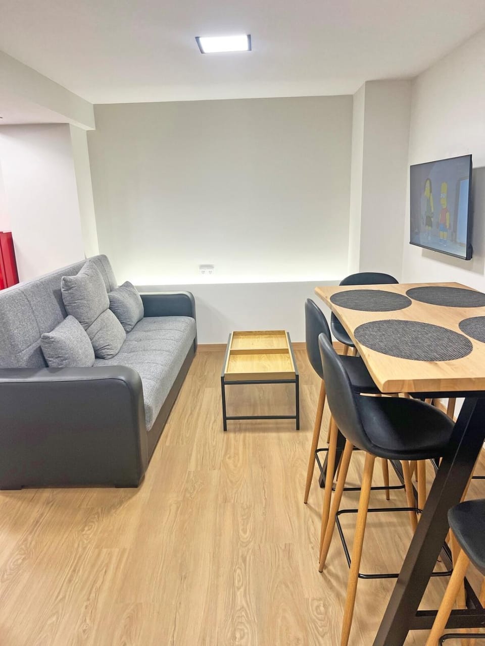 TV and multimedia, Living room, Seating area