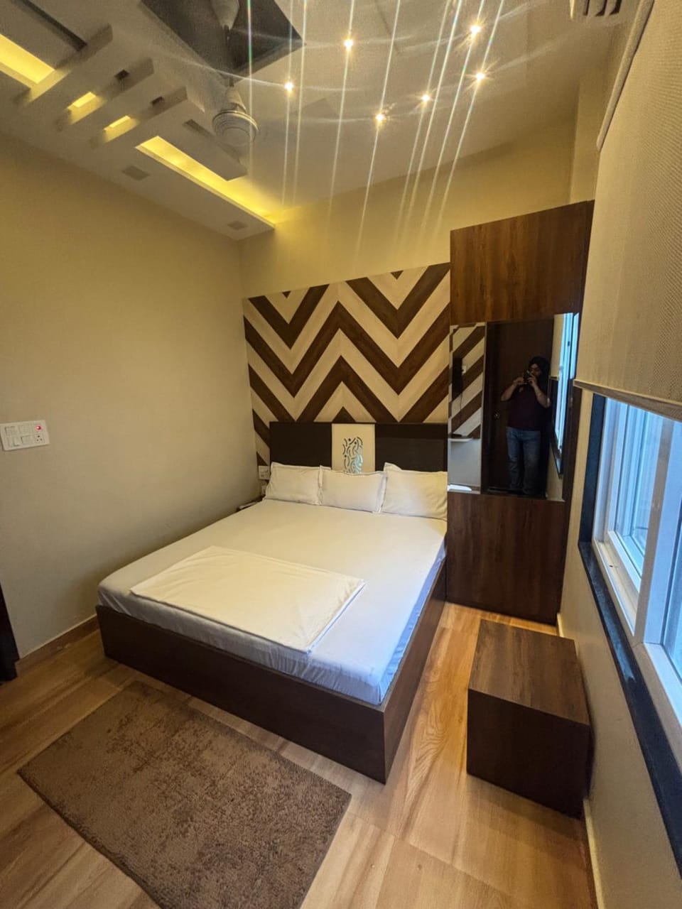 Property building, Bed, Photo of the whole room, Bedroom