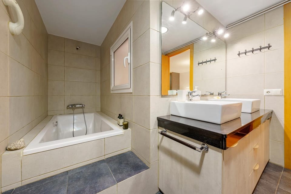 Bathroom, Living room
