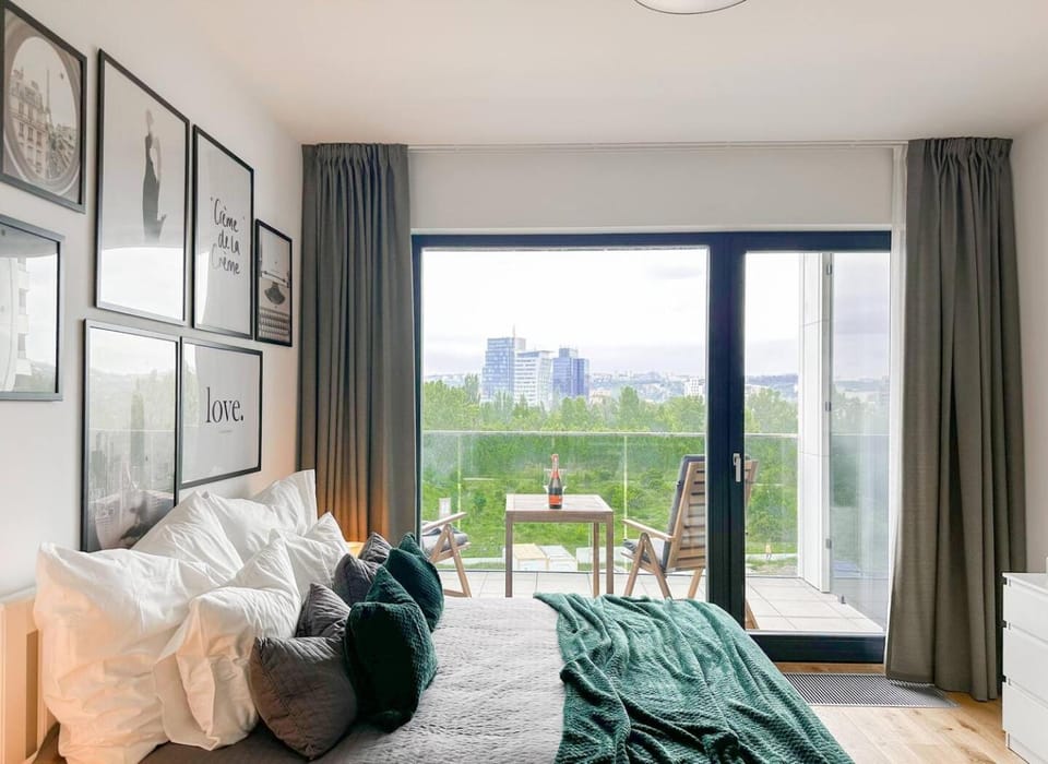 Bed, View (from property/room), Bedroom